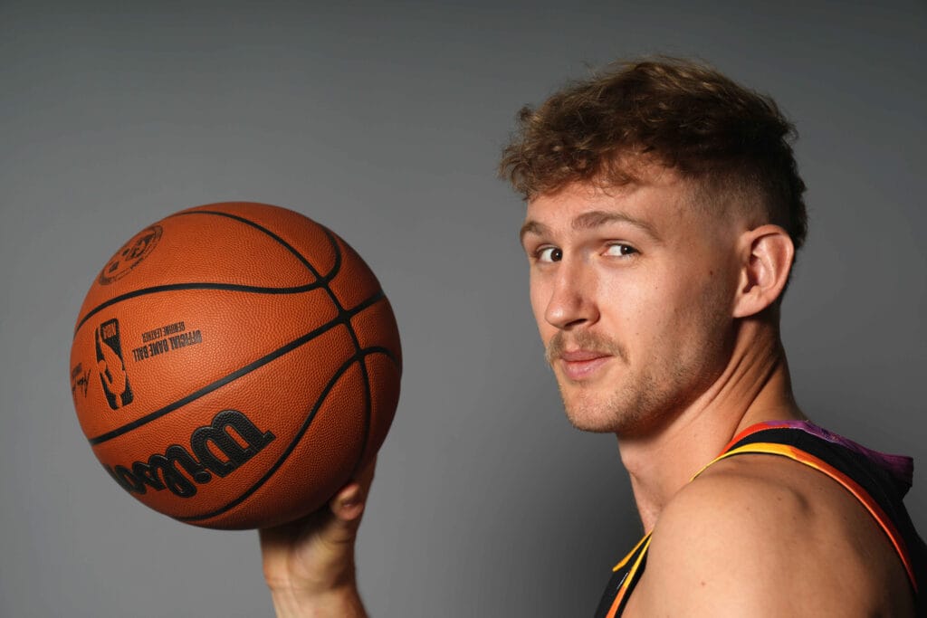 Jock Landale is shaping up to land Suns’ backup center job