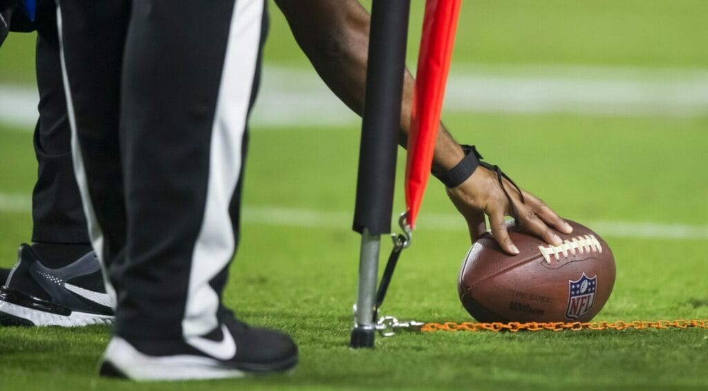 The Arizona Cardinals and Philadelphia Eagles like to go for it on fourth down