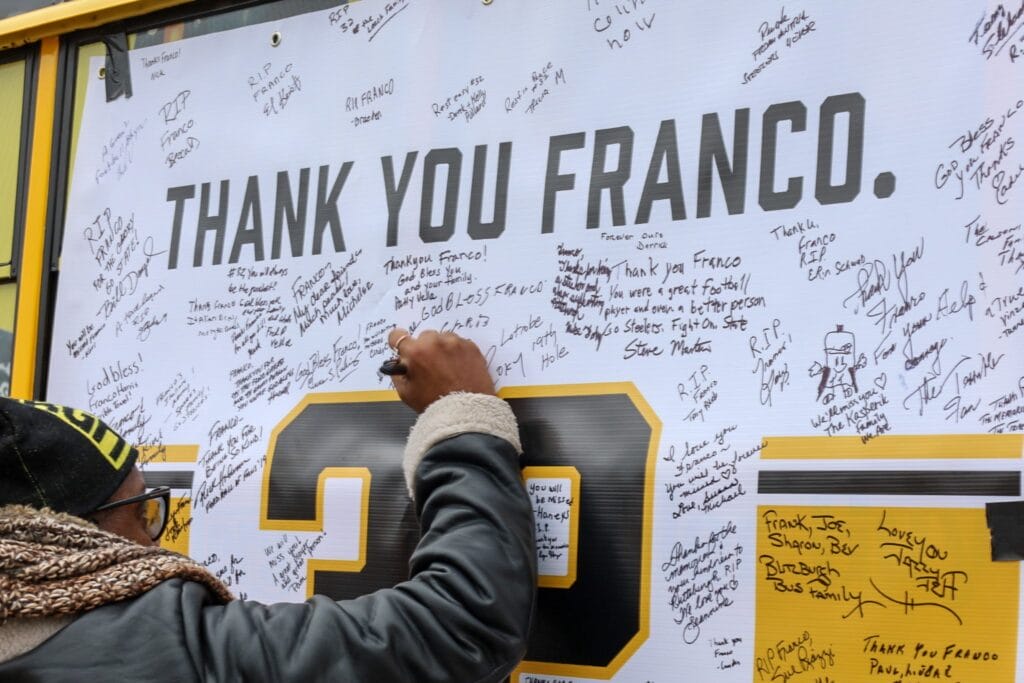 Cardinals receivers coach Shawn Jefferson admires Franco Harris for more than just football