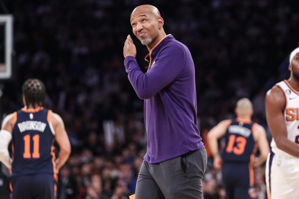 5 realistic New Year’s resolutions for the Phoenix Suns without Devin Booker