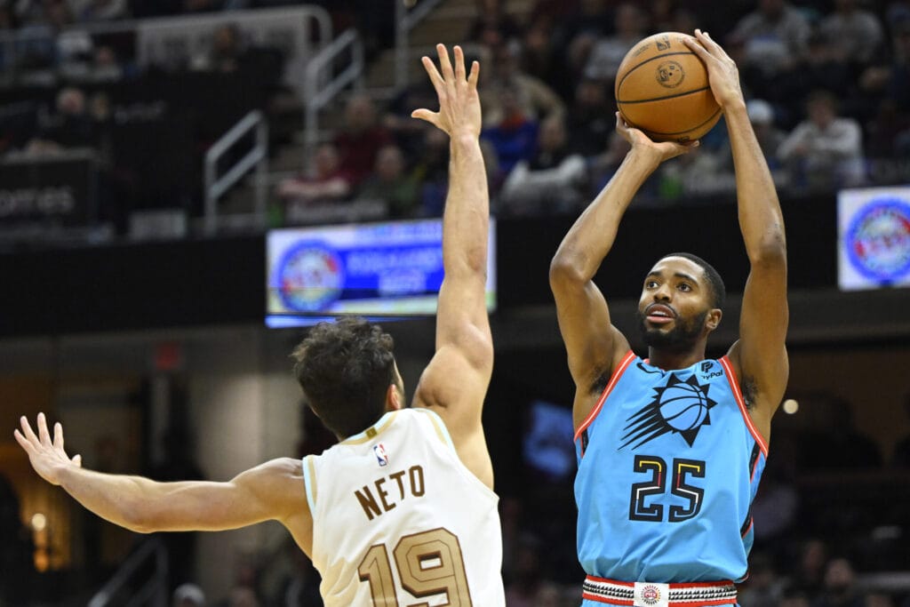 What should the Phoenix Suns realistically expect from Mikal Bridges?