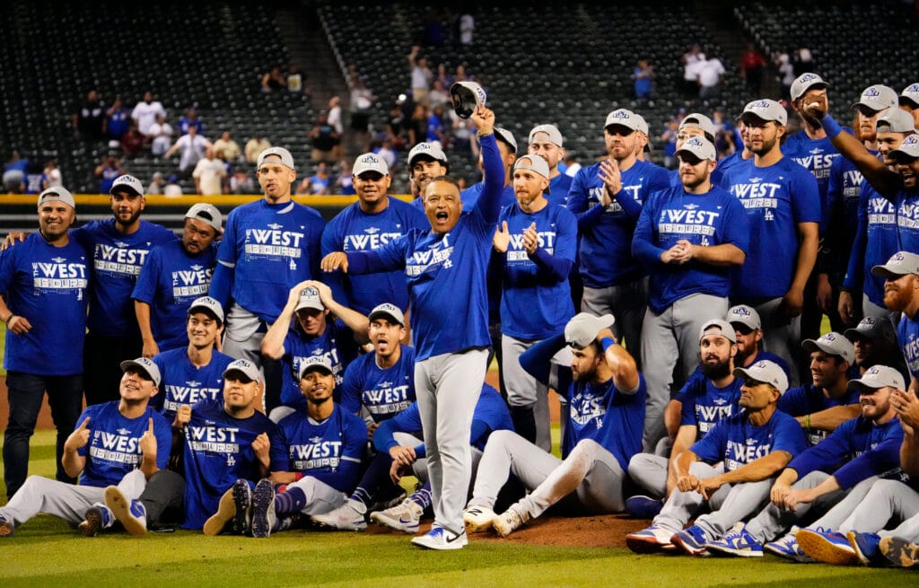 Full Count: How wide is the gap between the Diamondbacks and Dodgers?