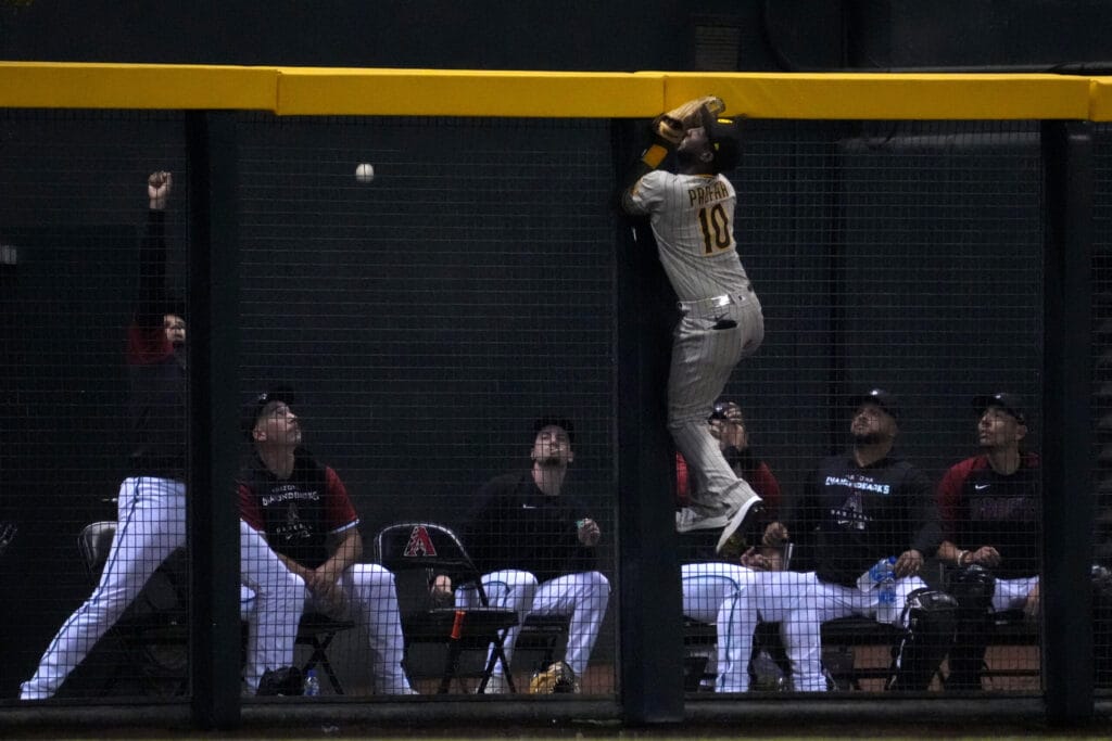 Full Count: The 5 most unlikely Diamondbacks home runs of 2022