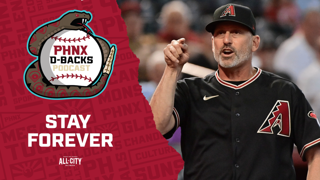 The Arizona Diamondbacks extend manager Torey Lovullo on a one-year deal to 2024