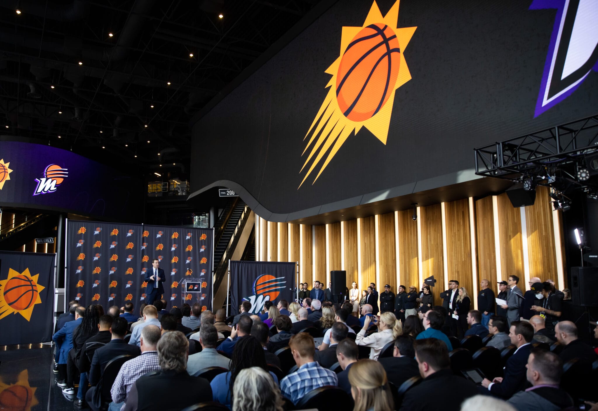 Suns, Arizona's Family offer antenna giveaway for local fans