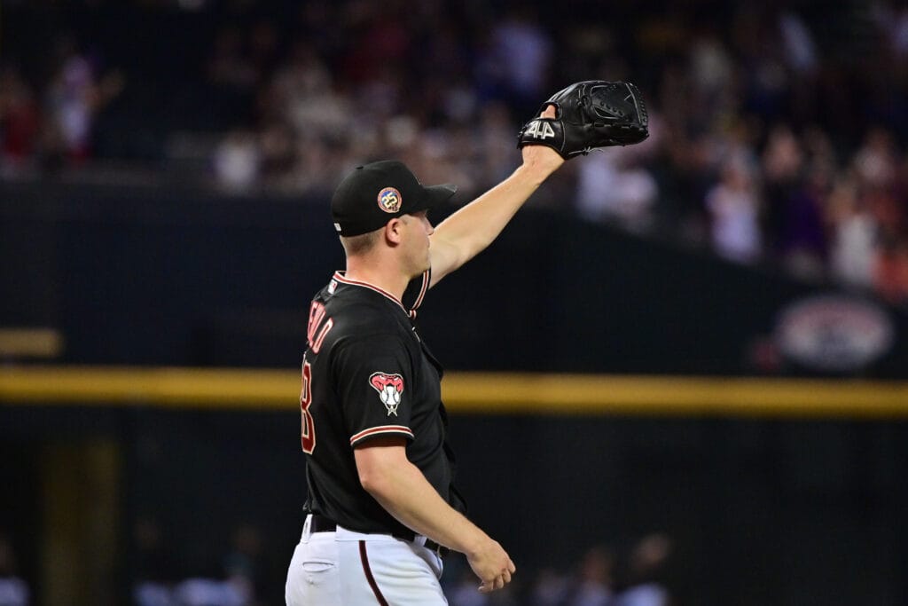 Diamondbacks closer Paul Sewald is a deep thinker when it comes to pitching stats for relief pitchers.