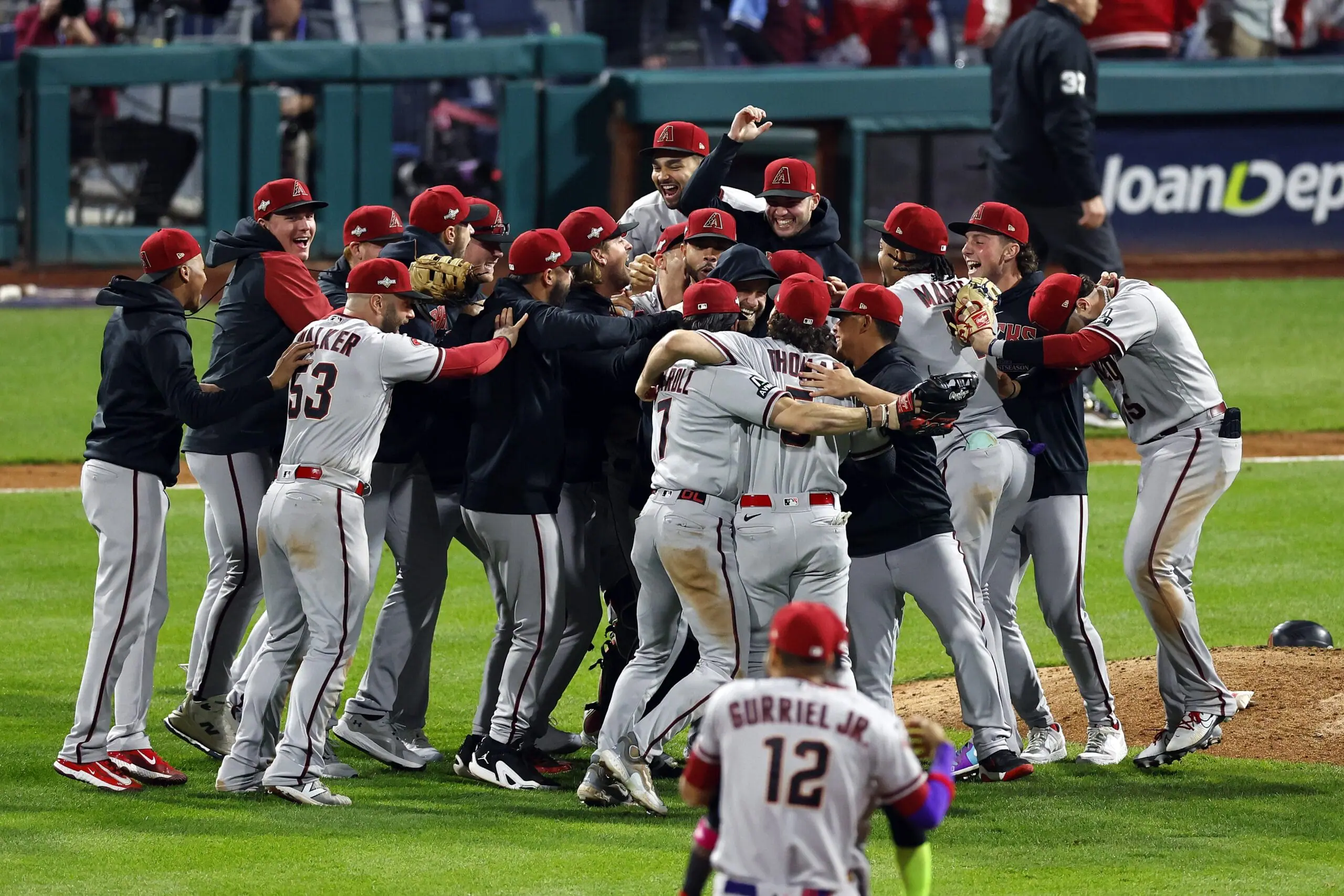 The Arizona Diamondbacks celebrate after beating the Philadelphia Phillies 4-2 in Game Seven of the Championship Series at Citizens Bank Park on October 24, 2023 in Philadelphia, Pennsylvania. (Photo by Rich Schultz/Getty Images)