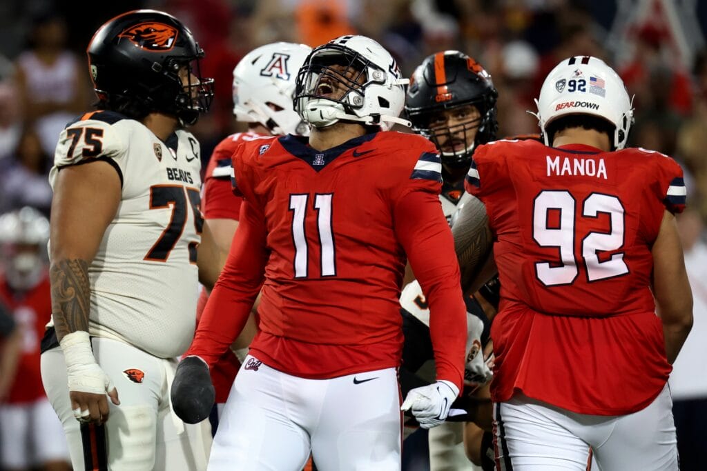 Arizona Wildcats linebacker Taylor Upshaw celebrates a tackle for a loss against Oregon State. (Zachary BonDurant-USA TODAY Sports)