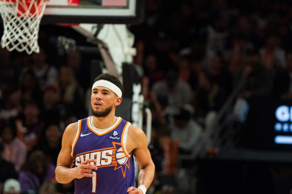 On the latest PHNX Suns Roundtable, the group answers questions about the Phoenix Suns' recent stretch, New Year's resolutions and Bol Bol