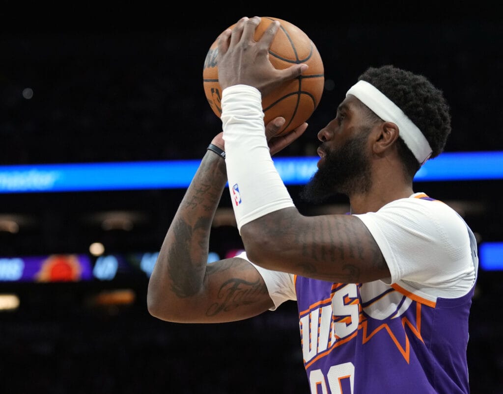 Re-signing Royce O'Neale to a contract extension in 2024 NBA free agency is not only vital for the Phoenix Suns, it's their only logical option