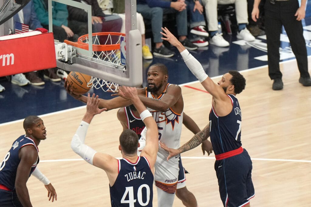 3 positives and 3 negatives from Suns’ roller coaster season opener vs. Clippers
