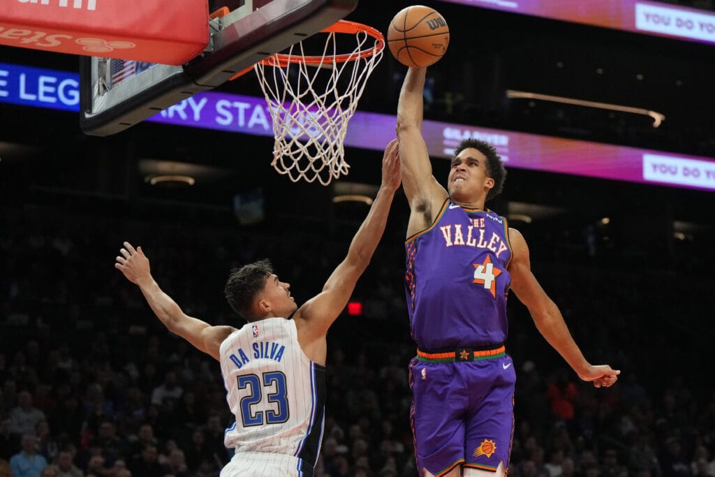 Phoenix Suns rookie Oso Ighodaro is impressing Mike Budenholzer, so here are 5 enjoyable wrinkles to his game, plus the next step in his evolution