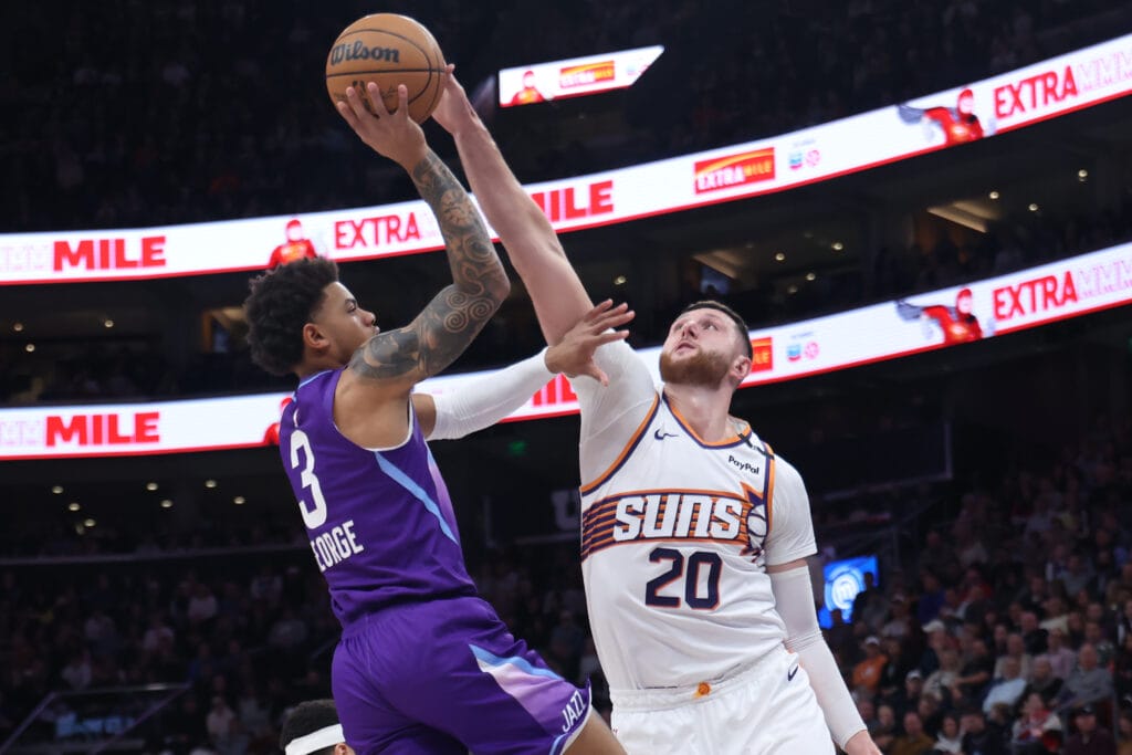 PHNX Daily: Suns’ focus on Defense Is Kickstarting The Offense