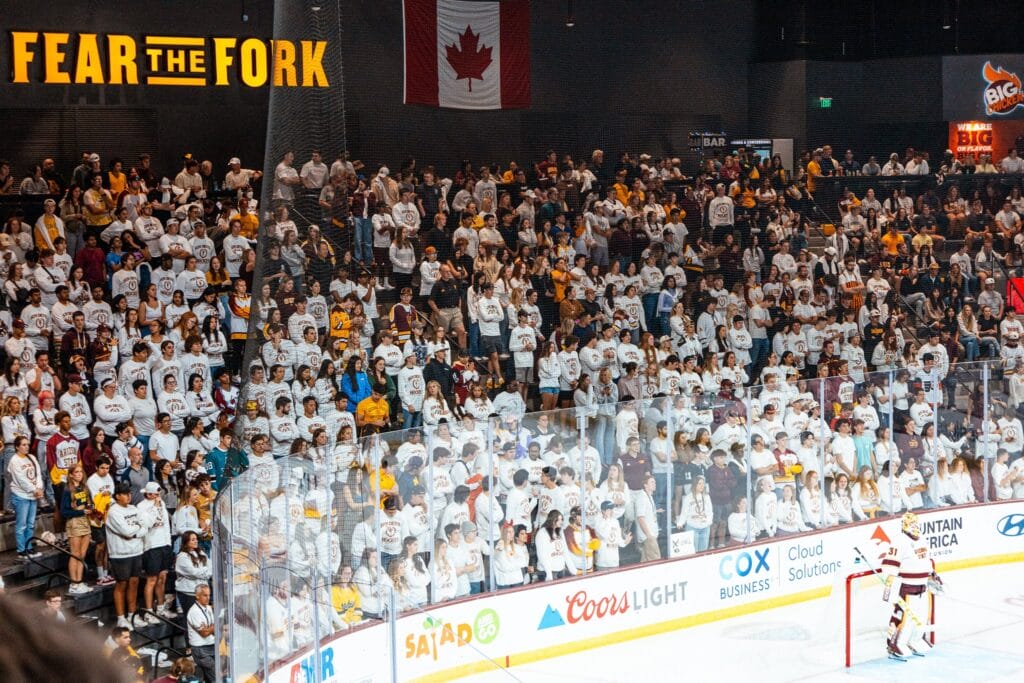 PHNX Daily: Sun Devils Bring Playoff Hockey to The Valley With Best-Of-3 Series Vs. UMD