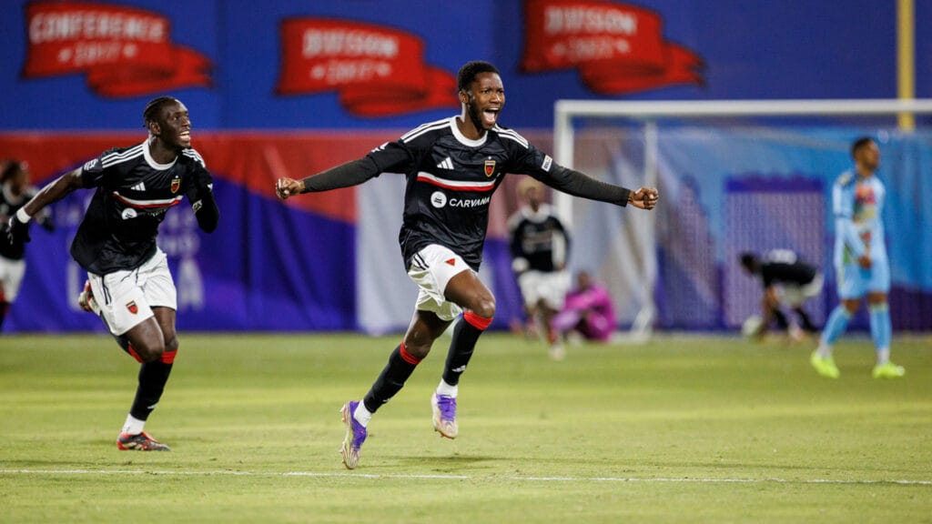 Phoenix Rising defender Mo Traore celebrates scoring the equalizing goal in a 4-4 draw against El Paso