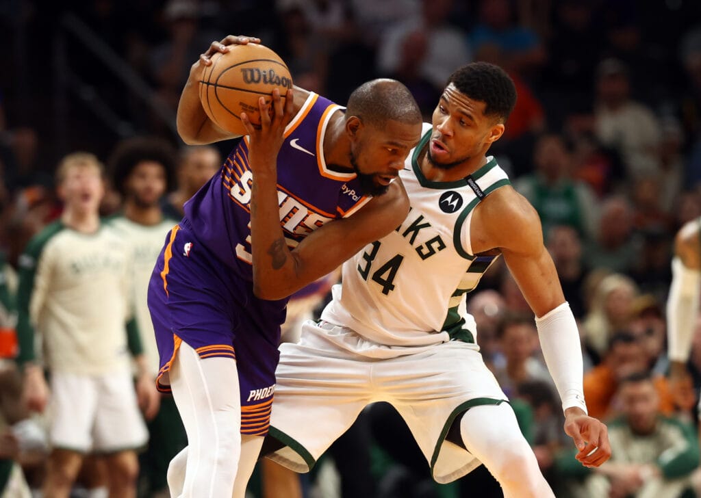 If Giannis Antetokounmpo becomes available this summer, here's how it could impact the Kevin Durant trade market for the Phoenix Suns