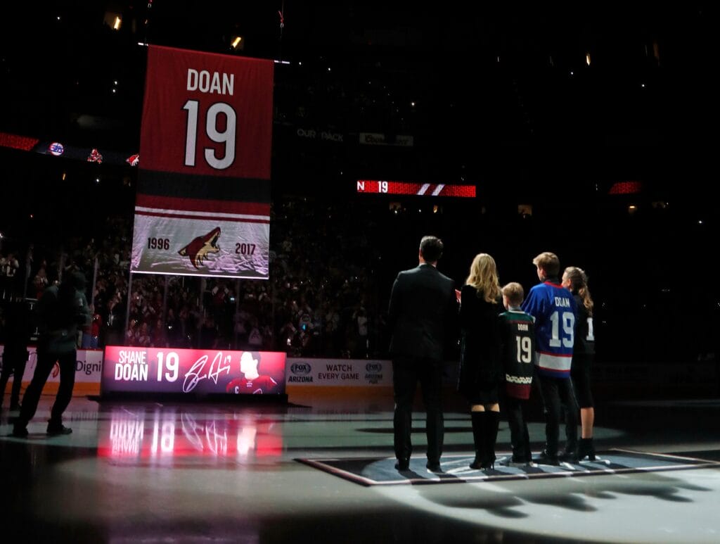 PHNX Daily: Hockey Belongs In The Desert