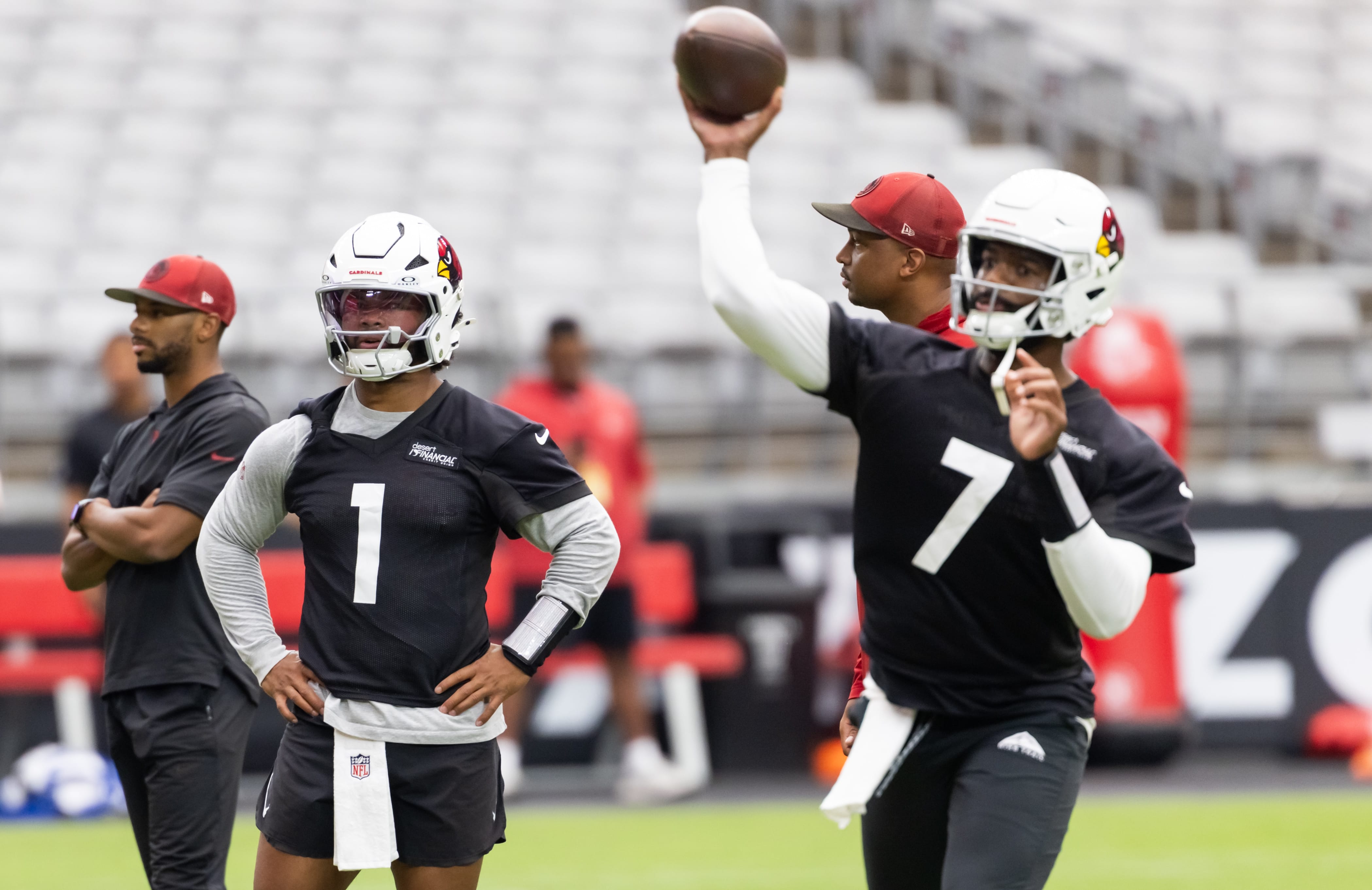 Arizona Cardinals quarterbacks Kyler Murray and Jacoby Brissett