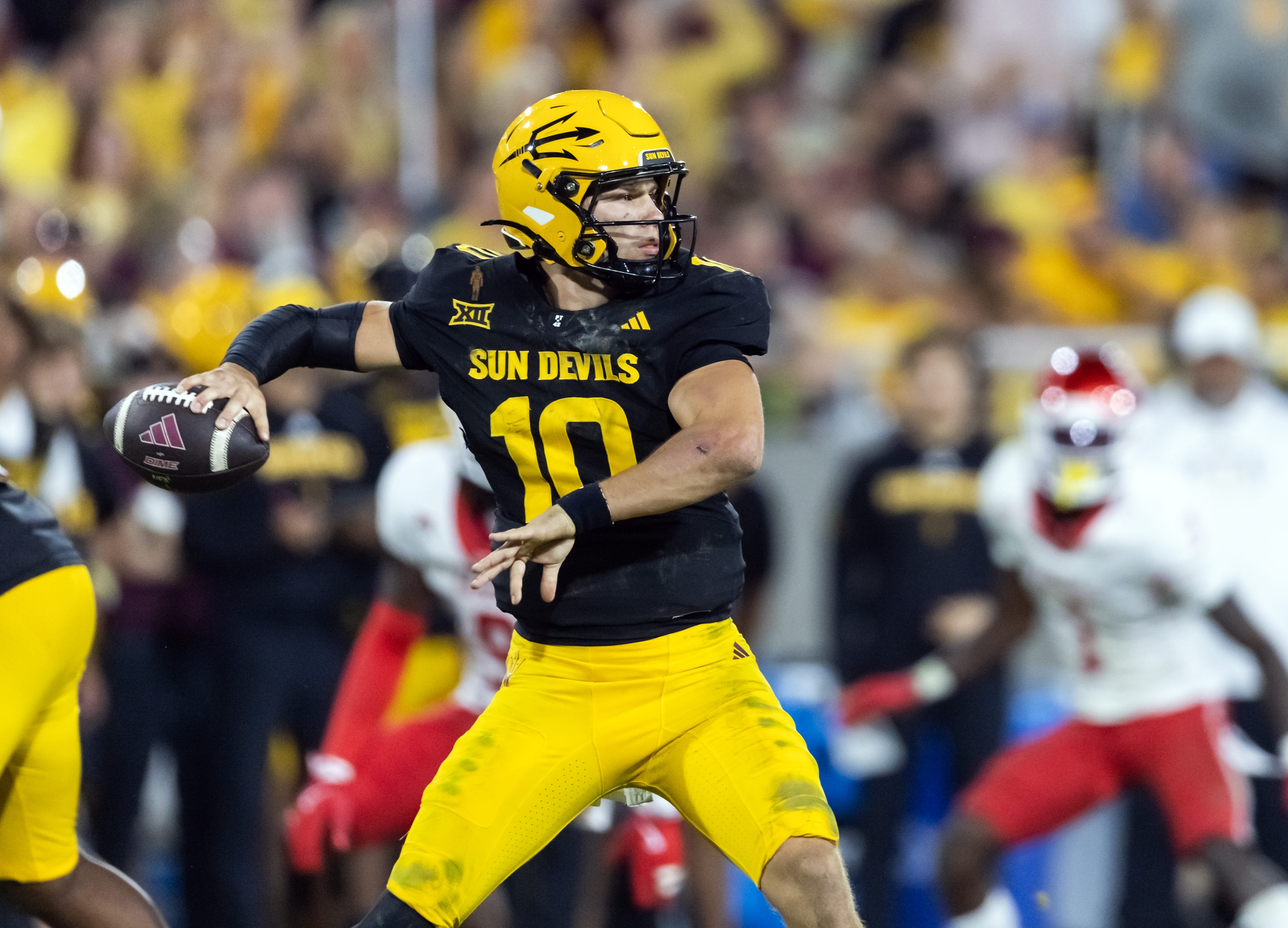 Sam Leavitt is out with season-ending surgery