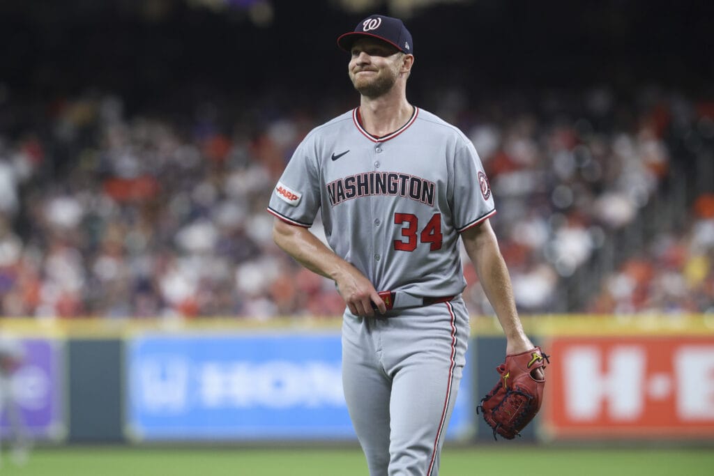 PHNX Daily: D-backs Make First Pitching Addition