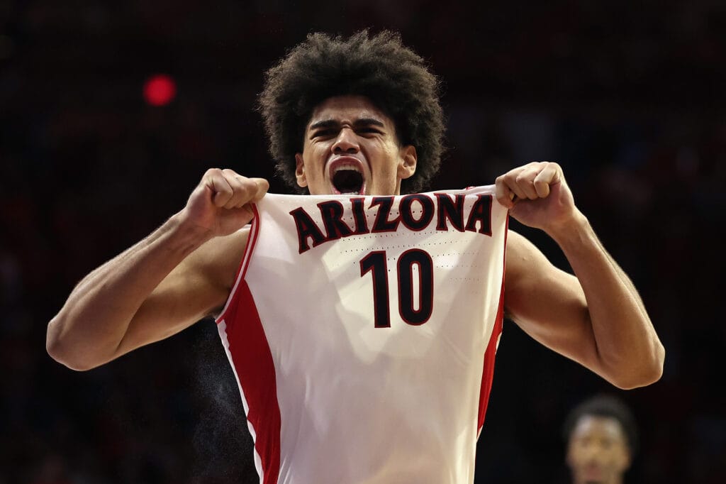 Koa Peat’s resurgent second half helps No.1 Arizona hold off pesky Arizona State