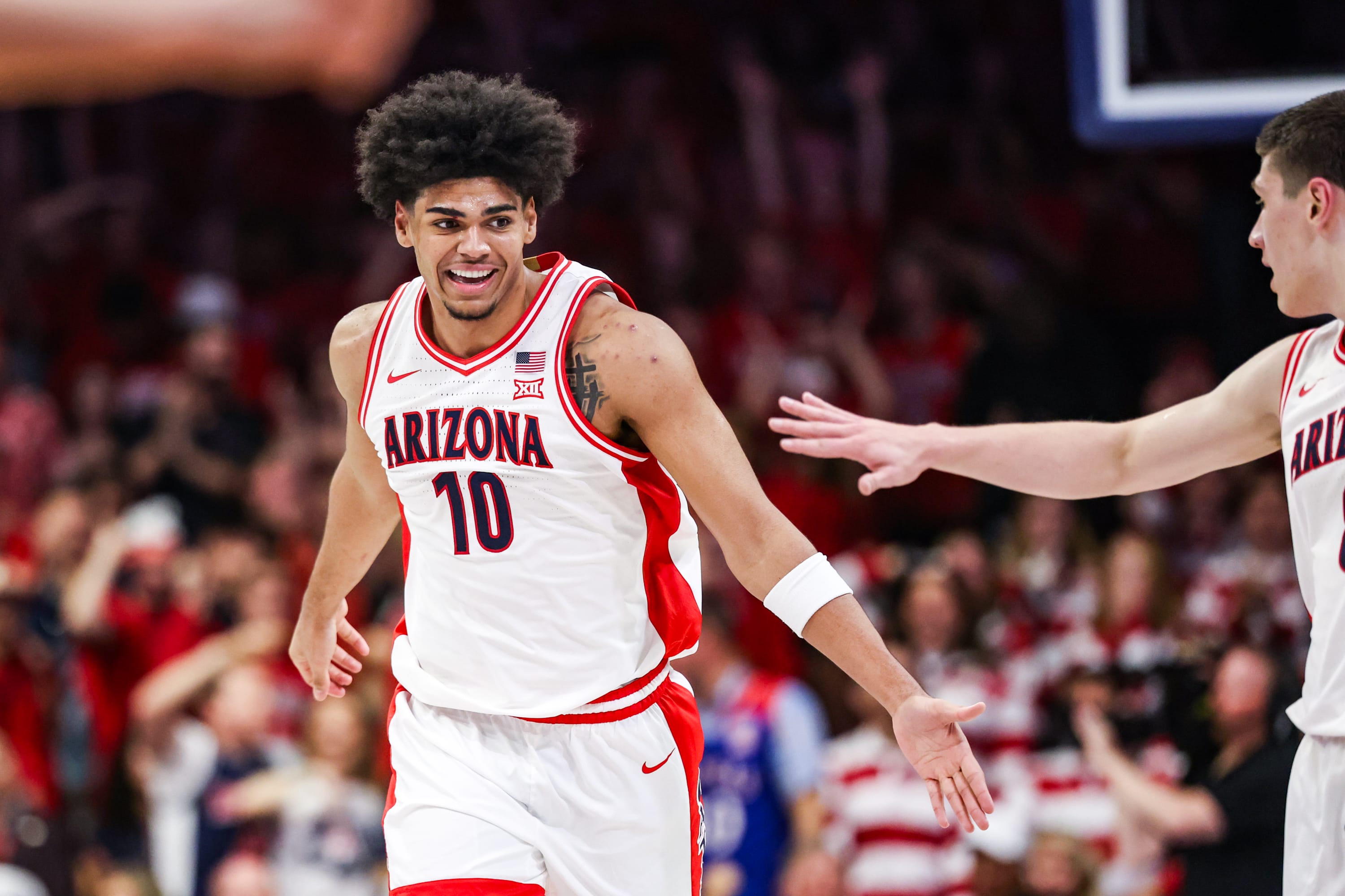 Arizona forward Koa Peat made his return in a major matchup with Kansas.