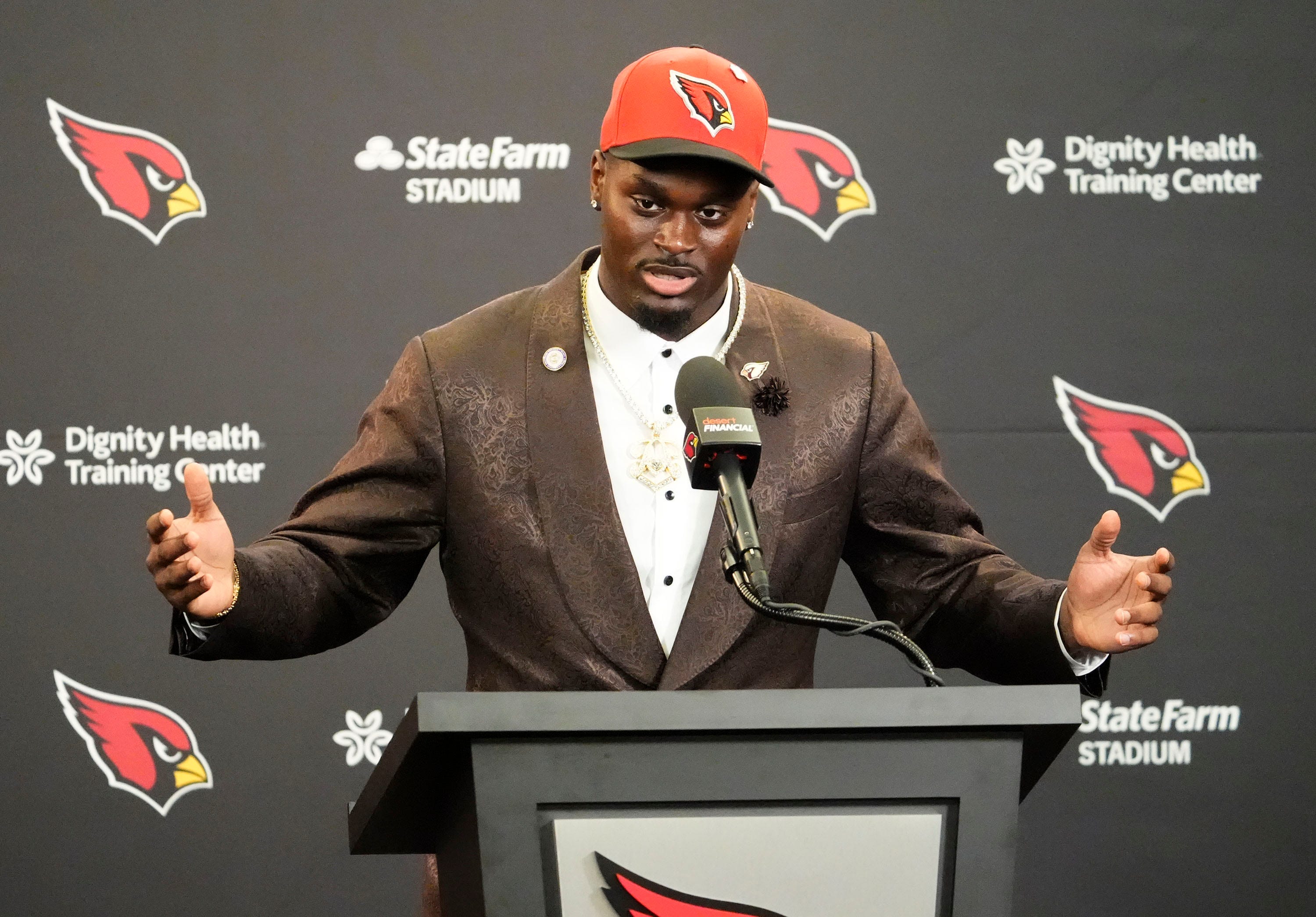 Arizona Cardinals running back Jeremiyah Love