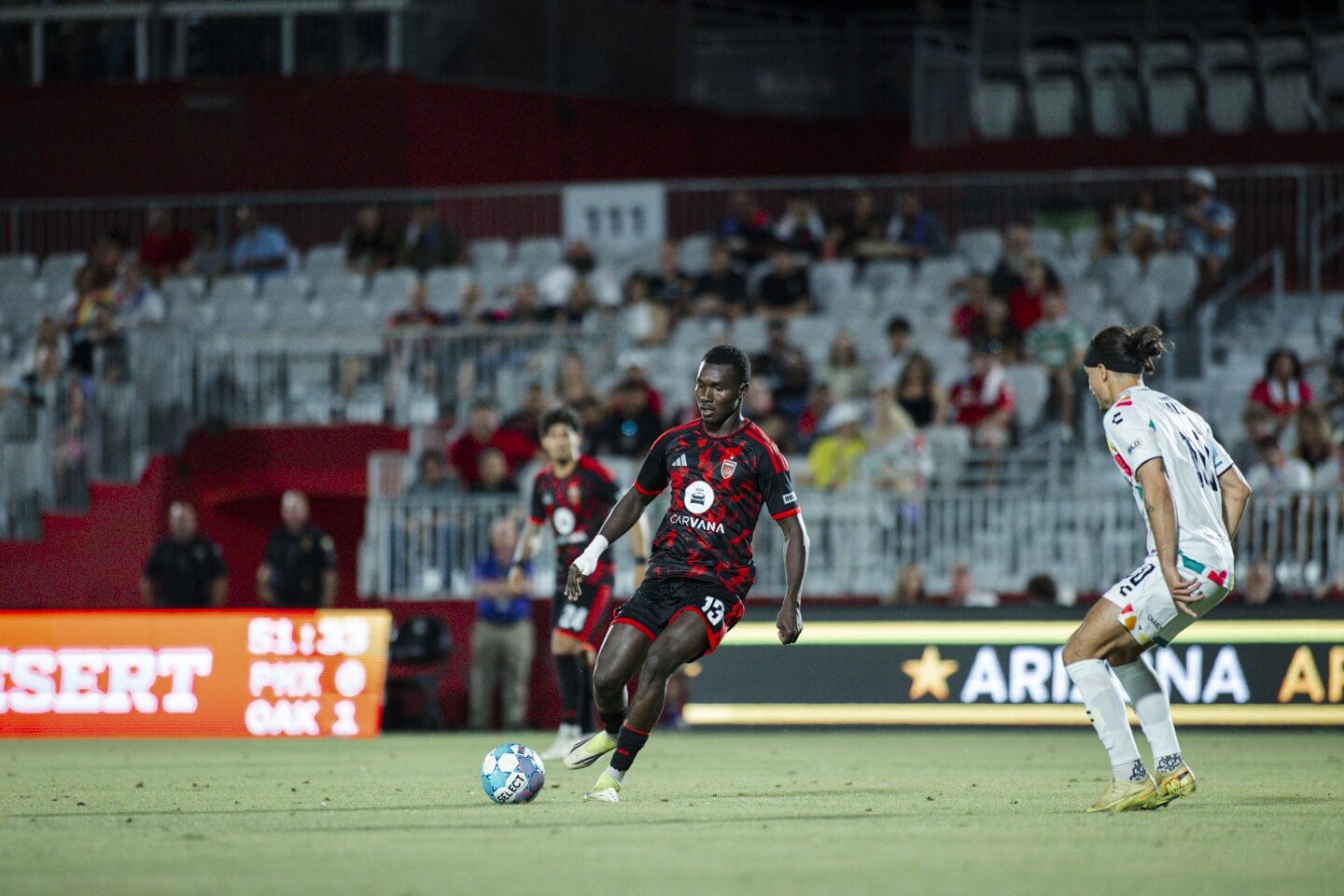 Jean-Eric Moursou plays the ball in a Phoenix Rising 4-3 defeat against Oakland Roots