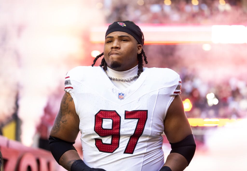 2025 12 25T211947Z 1364144087 MT1USATODAY27884853 RTRMADP 3 NFL ATLANTA FALCONS AT ARIZONA CARDINALS