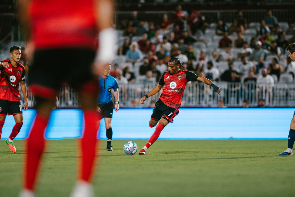 Phoenix Rising winger Ihsan Sacko goes to kick the ball against Indy Eleven
