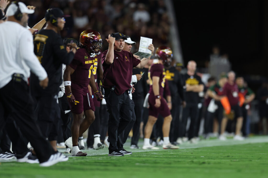 2026 10 04T030527Z 1968902774 MT1USATODAY29993808 RTRMADP 3 NCAA FOOTBALL BAYLOR AT ARIZONA STATE