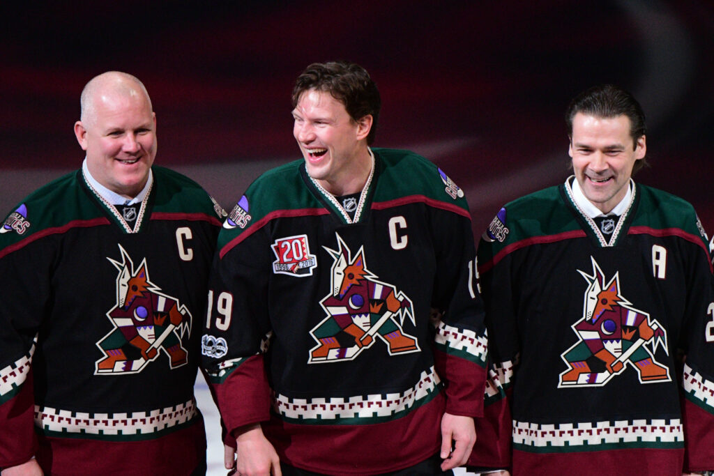 2017 02 19T090427Z 1441293497 MT1USATODAY9886404 RTRMADP 3 NHL SAN JOSE SHARKS AT ARIZONA COYOTES