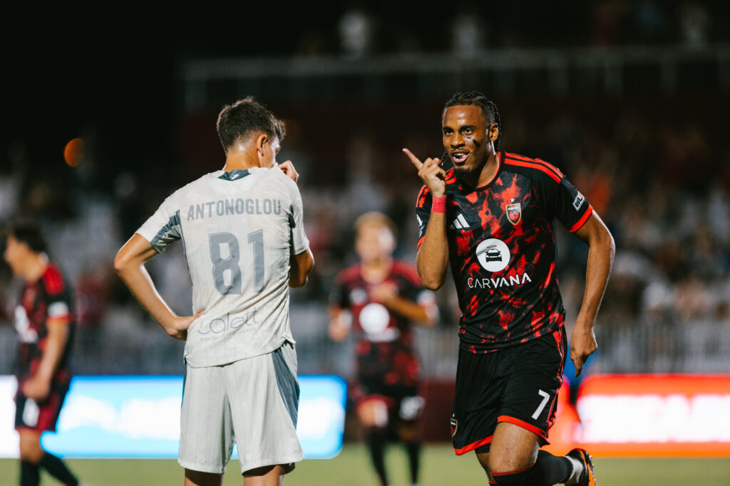 Ihsan Sacko celebrates scoring for Phoenix Rising against Las Vegas