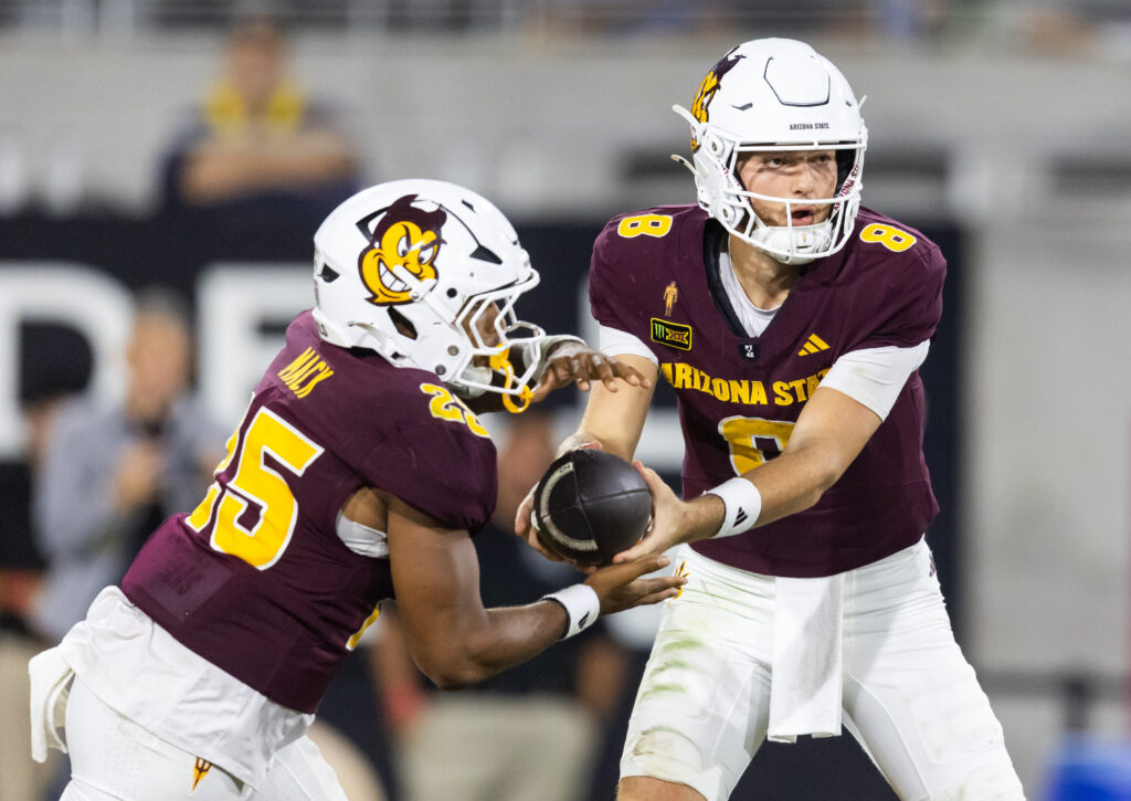 2026 10 16T014103Z 1963191861 MT1USATODAY30093084 RTRMADP 3 NCAA FOOTBALL HAWAII AT ARIZONA STATE