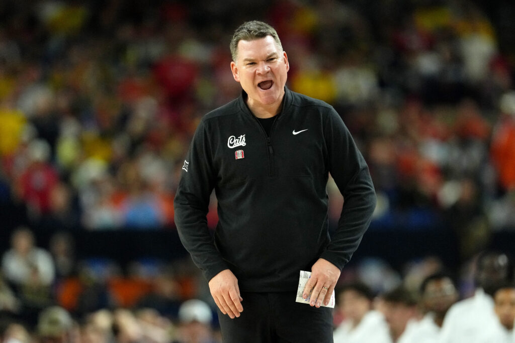 University of Arizona men’s and women’s basketball teams enter season from vastly different starting points