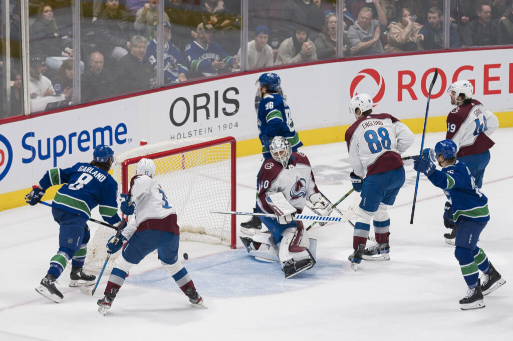 Avalanche collapse again in embarrassing loss to Vancouver