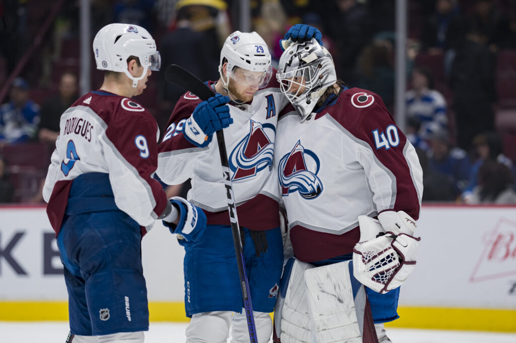 Depth scoring boosts Avs to fourth straight win