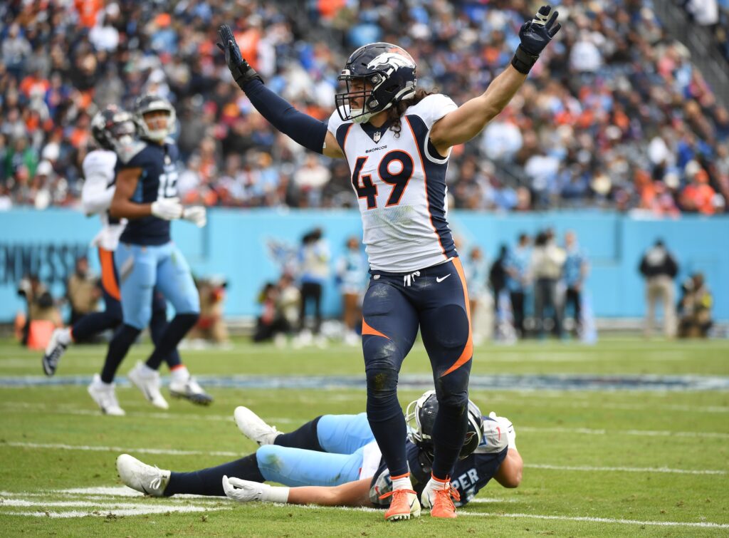Three Broncos free agents say they want to return to Denver next season