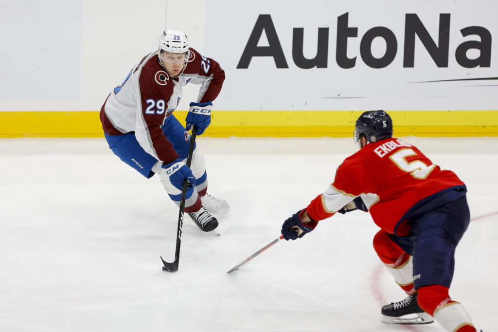 Avs Game 51 Studs & Duds: Nate’s night