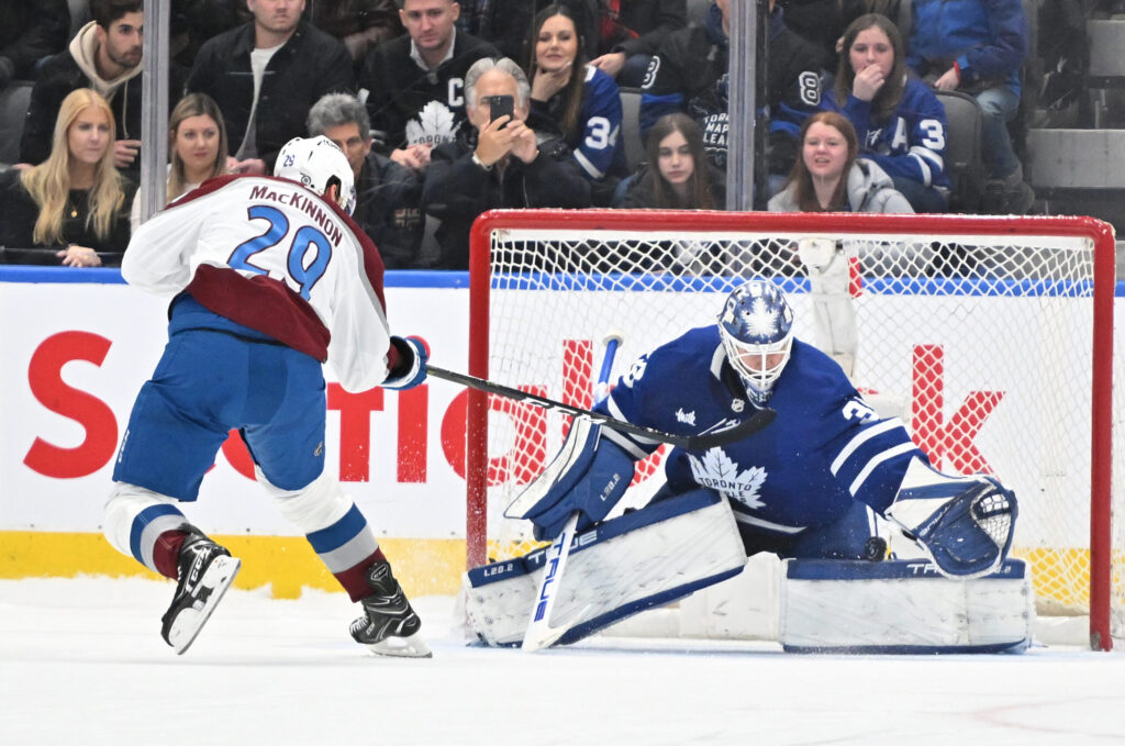 Avs hold the line with 2-1 shootout victory over Toronto