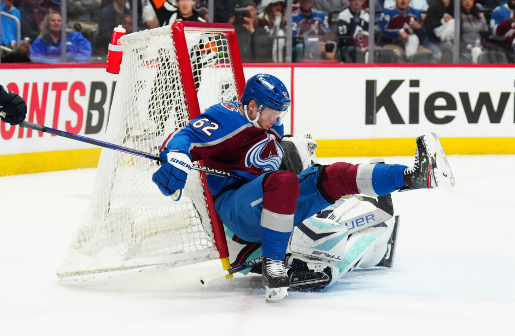 Avs-Kraken Game 1 Studs & Duds: Disappointing start