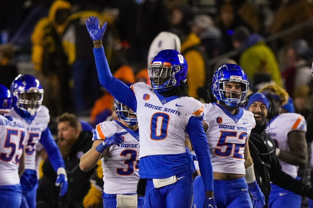 Kareem Jackson could return to Denver despite the Broncos’ new rookie safety