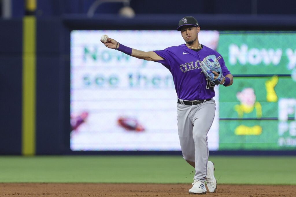 Tovar, Doyle and McMahon honored as finalists for the NL Gold Glove Award – Who will win?