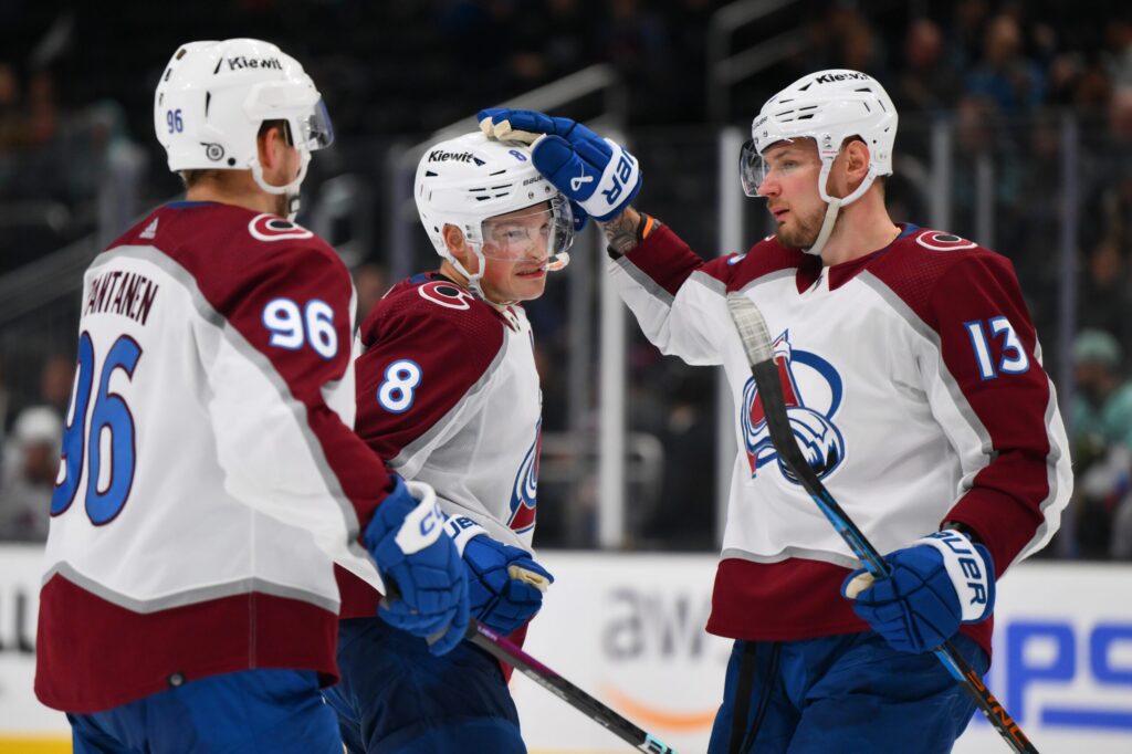 Avalanche get their defense cranked up to topple Kraken