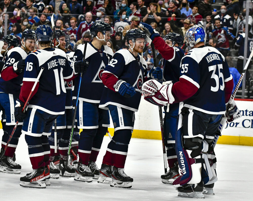 Avs blowout Jets behind Landeskog hat trick