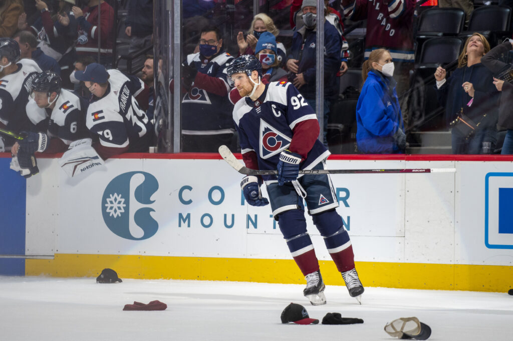 Avs Game 30 Grades: No-Fly Zone
