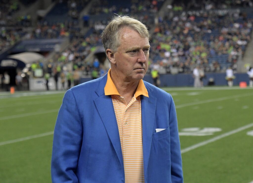 Ownership timeline is in flux, but here’s why Joe Ellis and the Broncos still had to act now and fire Vic Fangio