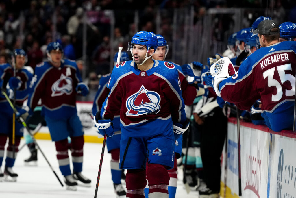 Avalanche winning streak continues on the back of another comeback win