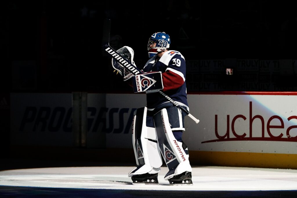 Avs Game 36 Grades: Francouz shines