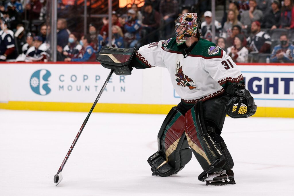 Avalanche winning streaks end in shootout loss to Coyotes